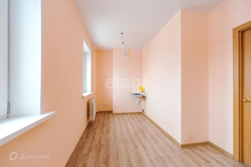 Продаётся 3-комнатная квартира, 54.9 м²