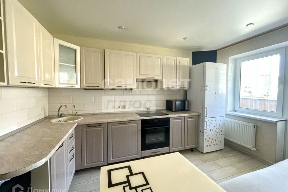 Продаётся 1-комнатная квартира, 37 м²