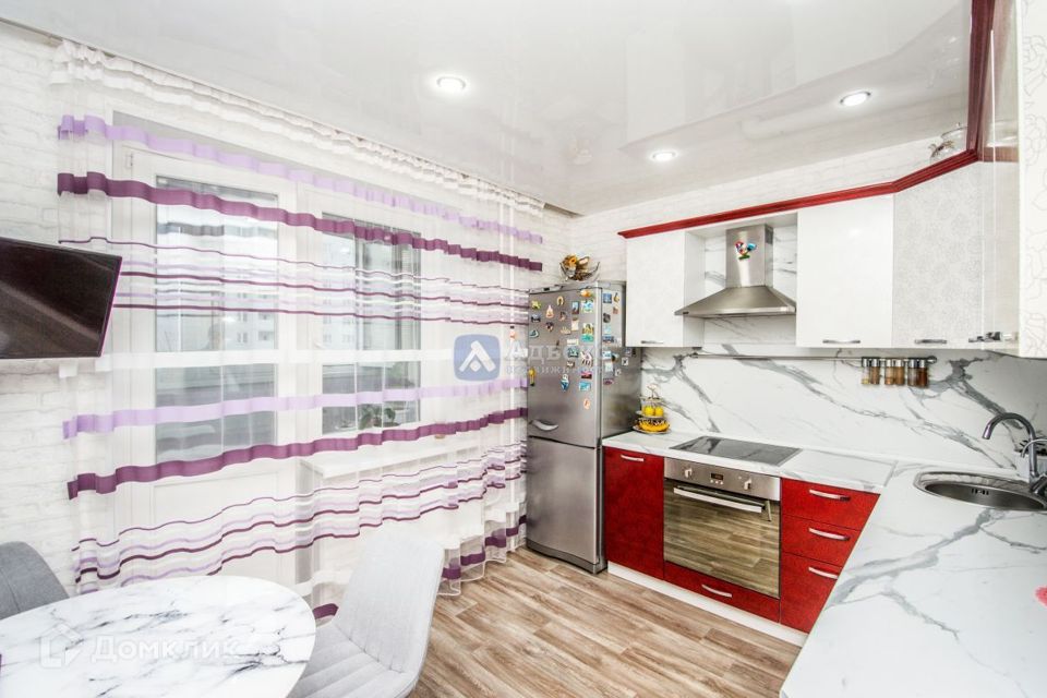 Продаётся 2-комнатная квартира, 62.8 м²