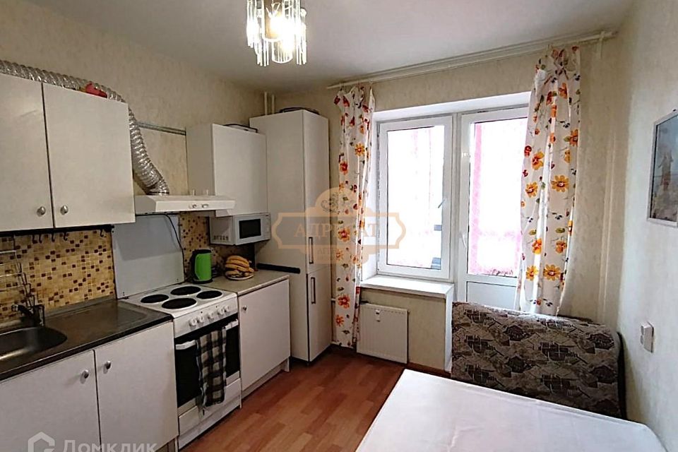 Продаётся 1-комнатная квартира, 38 м²
