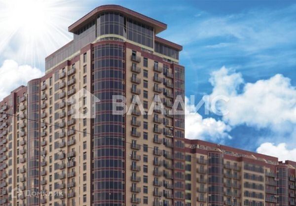 Продаётся 4-комнатная квартира, 140 м²