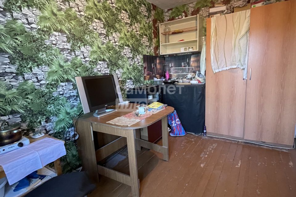 Продаётся комната в 1-комн. квартире, 9 м²