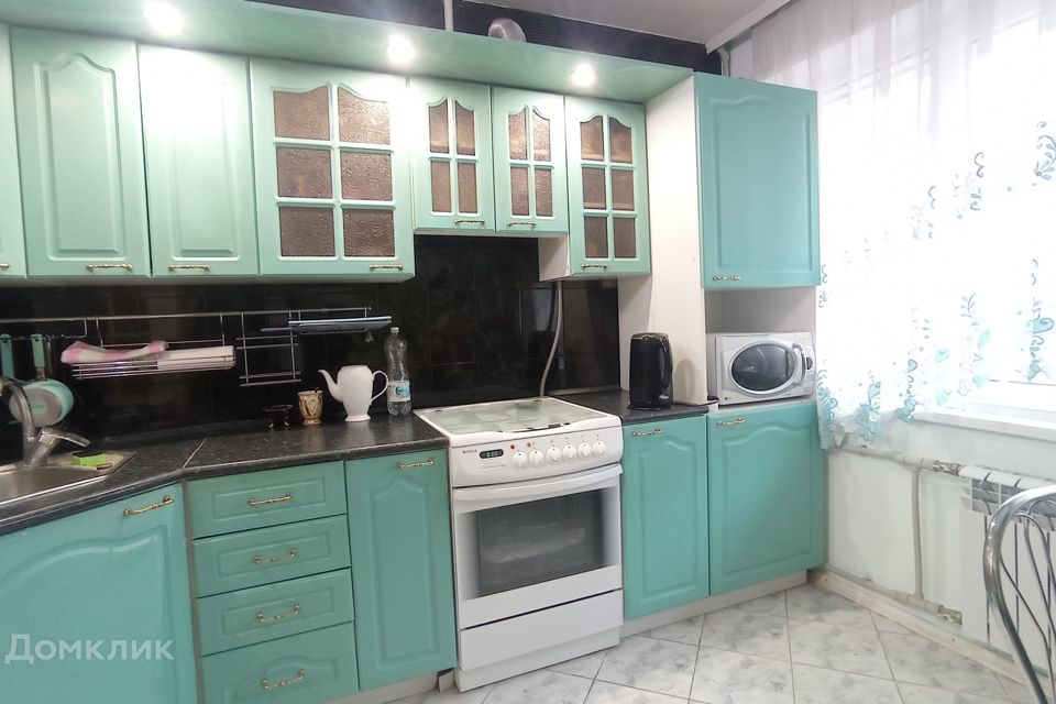 Продаётся 4-комнатная квартира, 89.8 м²