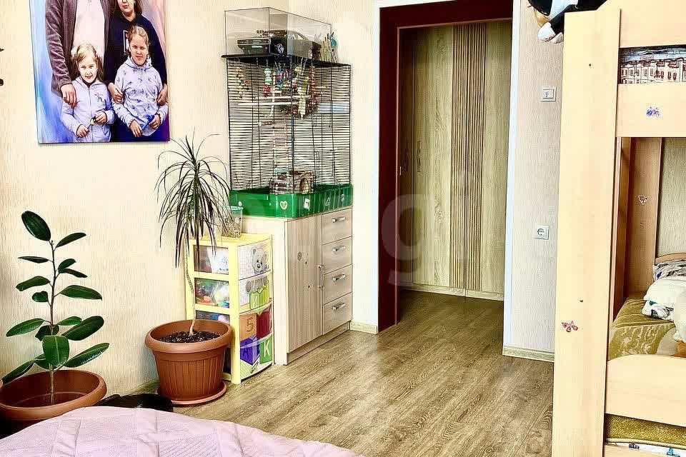 Продаётся 1-комнатная квартира, 32 м²