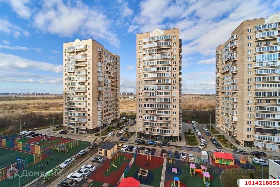Продаётся 3-комнатная квартира, 95 м²