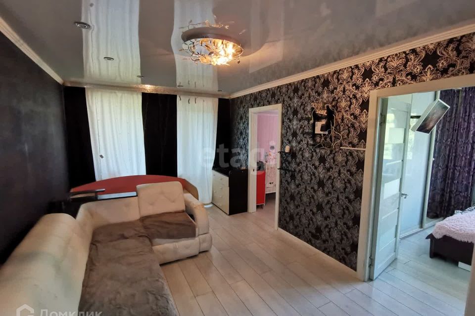 Продаётся 3-комнатная квартира, 47.2 м²