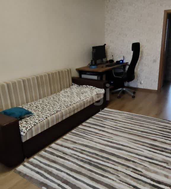 Продаётся 3-комнатная квартира, 74.4 м²