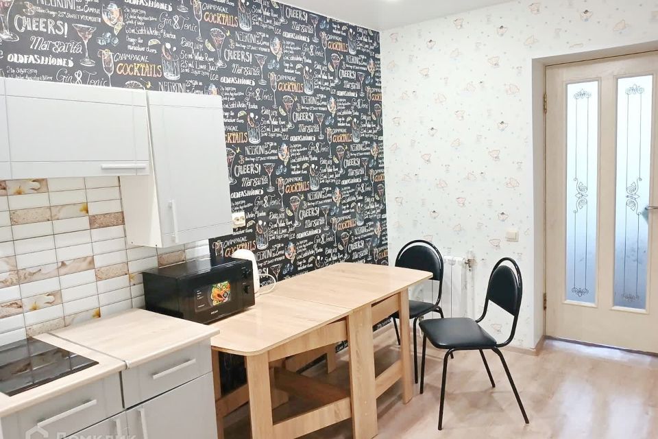 Сдаётся 1-комнатная квартира, 38 м²