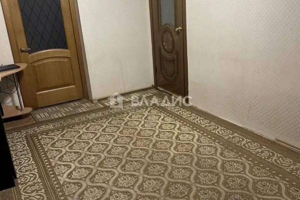 Продаётся 3-комнатная квартира, 43.5 м²