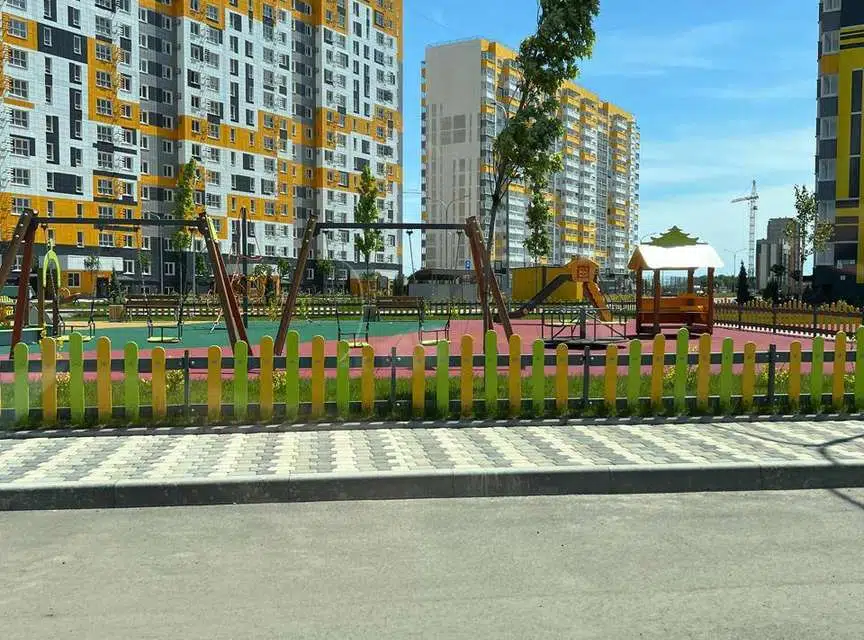 Продаётся 2-комнатная квартира, 61.8 м²