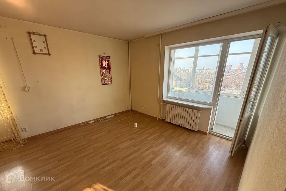 Продаётся 1-комнатная квартира, 43 м²