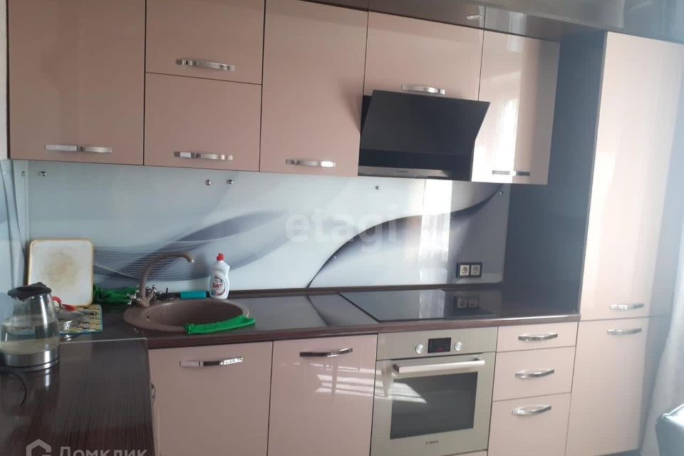 Продаётся 2-комнатная квартира, 53.7 м²