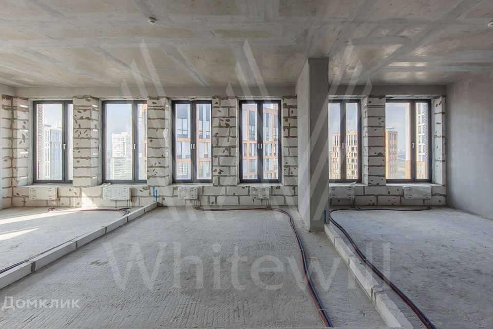 Продаётся 3-комнатная квартира, 93 м²