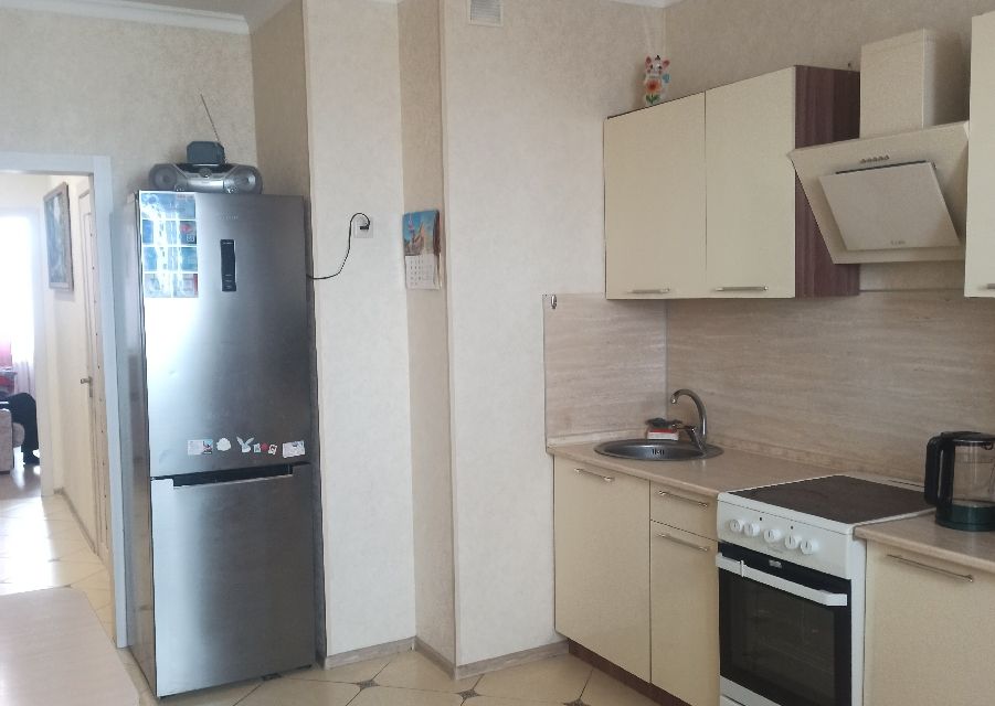 Продаётся 1-комнатная квартира, 42 м²