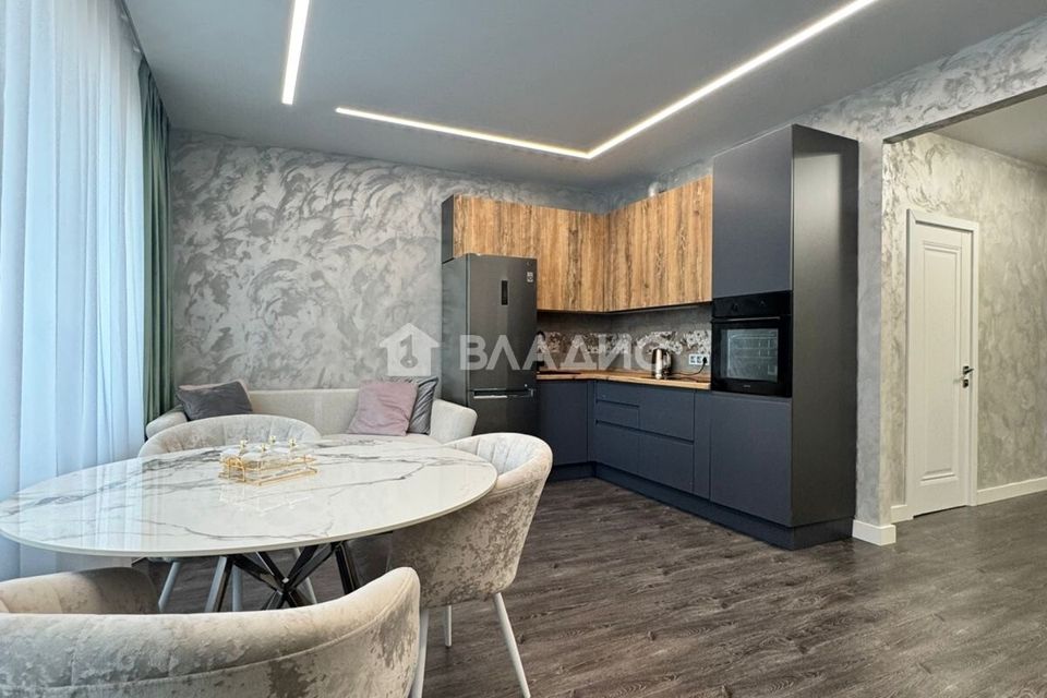 Продаётся 2-комнатная квартира, 53.6 м²