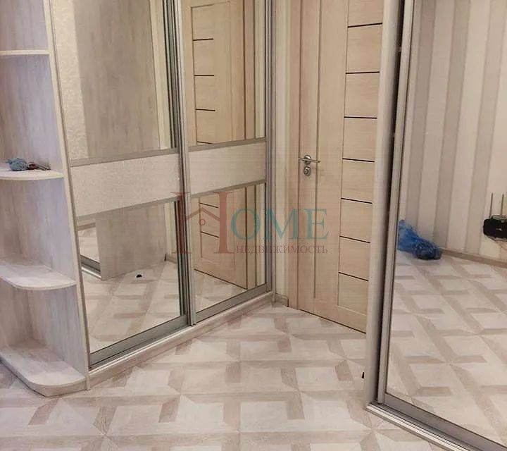 Сдаётся 2-комнатная квартира, 56 м²