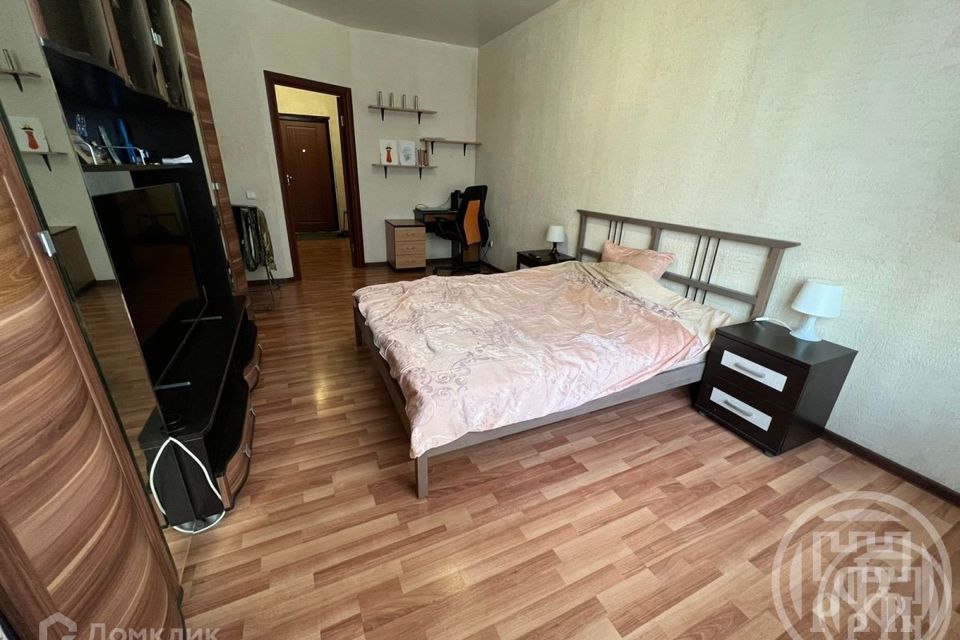 Продаётся 1-комнатная квартира, 48.3 м²