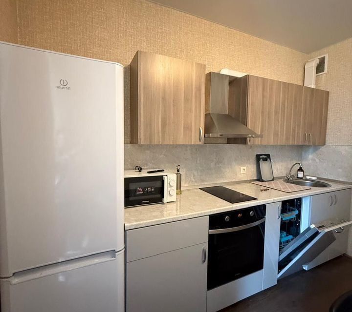 Сдаётся 1-комнатная квартира, 50 м²