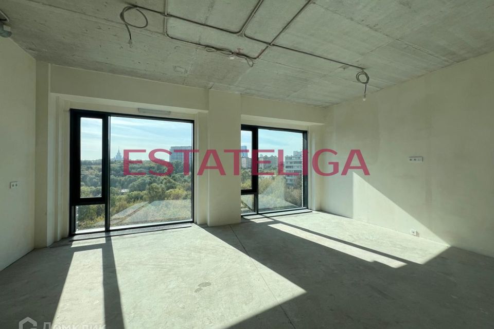 Продаётся 4-комнатная квартира, 98 м²