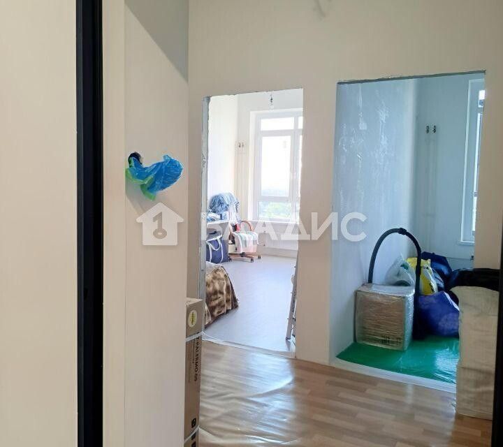 Продаётся 1-комнатная квартира, 42 м²