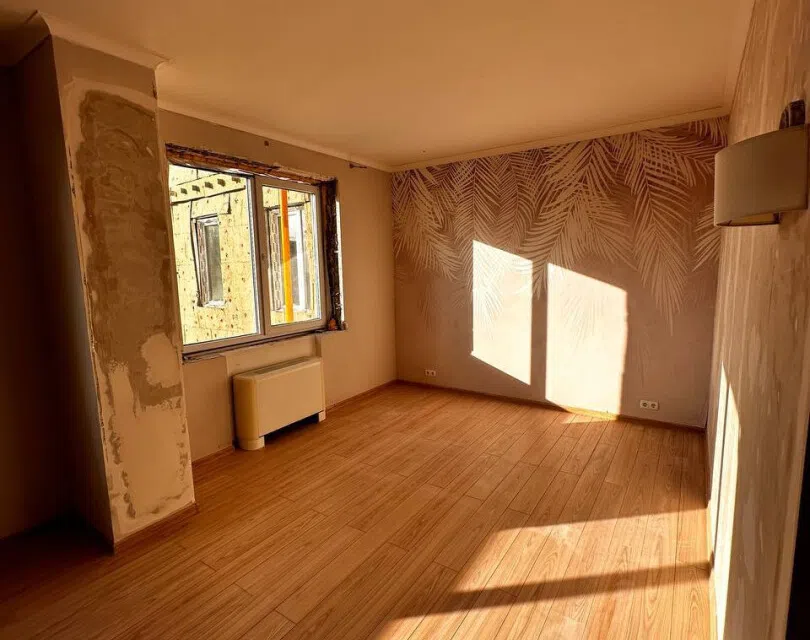 Продаётся 5-комнатная квартира, 194 м²