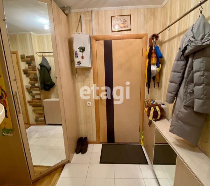 Продаётся 1-комнатная квартира, 40.8 м²