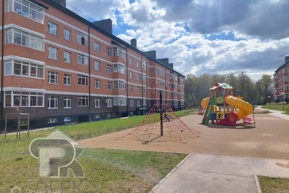 Продаётся 1-комнатная квартира, 41.3 м²