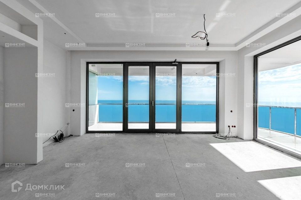 Продаётся 3-комнатная квартира, 130.1 м²