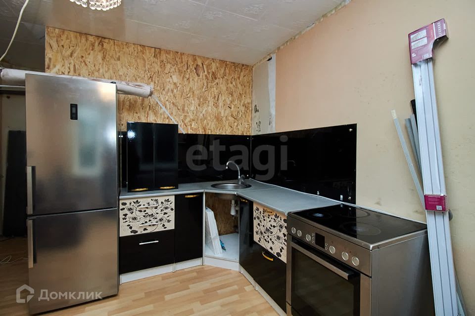 Продаётся комната в 2-комн. квартире, 30.5 м²