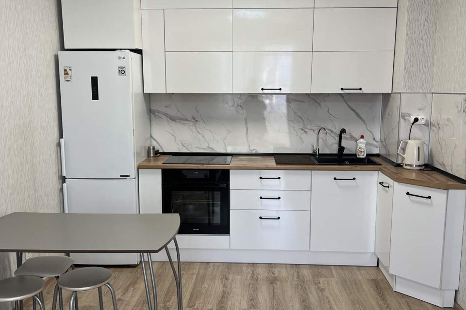 Сдаётся 2-комнатная квартира, 40 м²