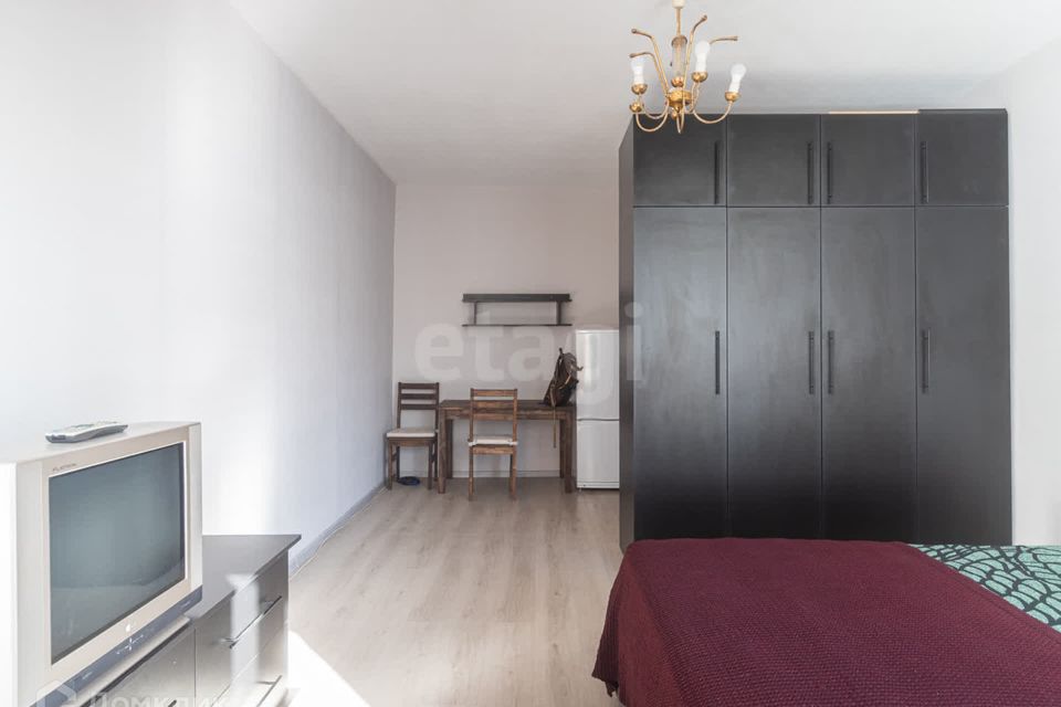 Продаётся комната в 5-комн. квартире, 28 м²