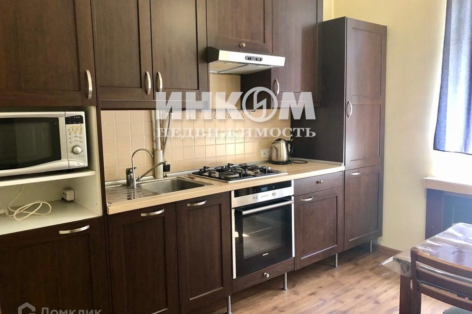 Сдаётся 2-комнатная квартира, 57 м²