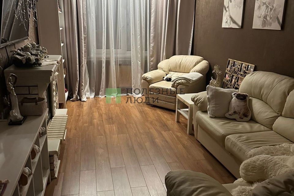 Продаётся 4-комнатная квартира, 84 м²