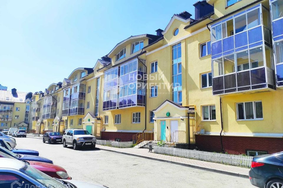 Продаётся 3-комнатная квартира, 70.2 м²