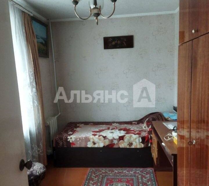 Продаётся 4-комнатная квартира, 61.1 м²
