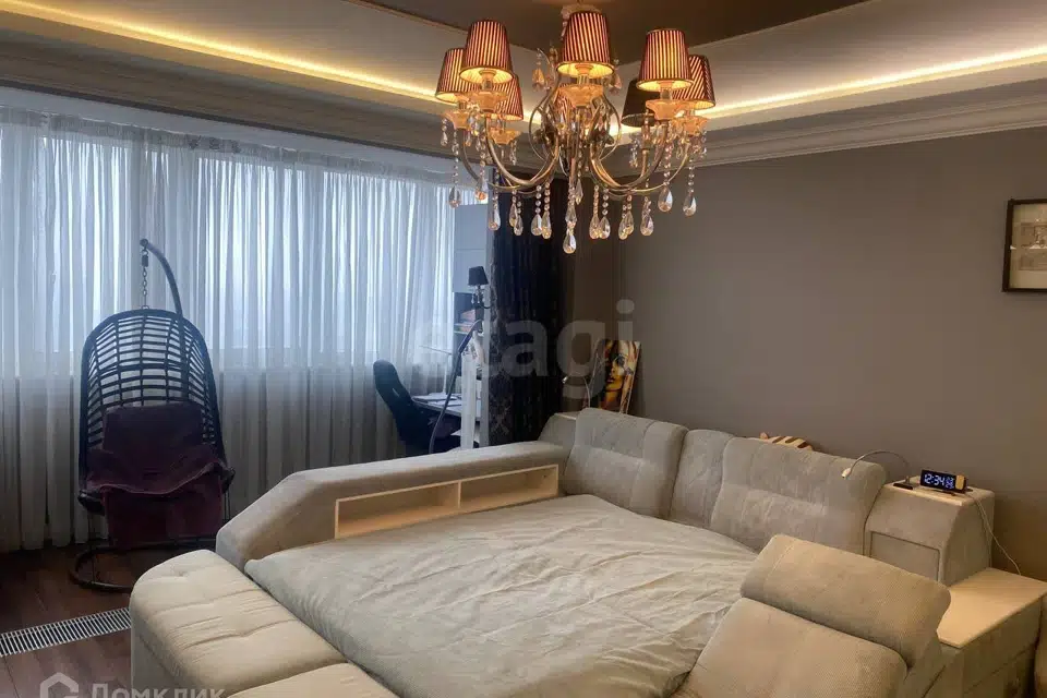 Продаётся 1-комнатная квартира, 60.5 м²