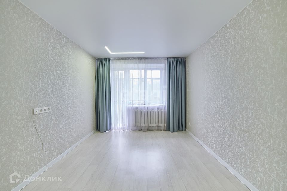 Продаётся 3-комнатная квартира, 58.2 м²
