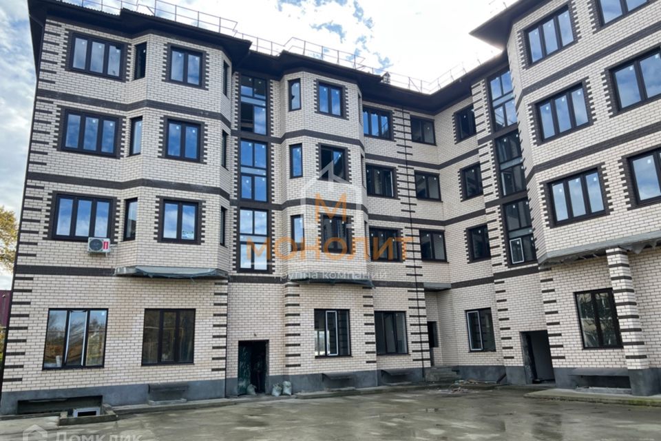 Продаётся 1-комнатная квартира, 43.9 м²