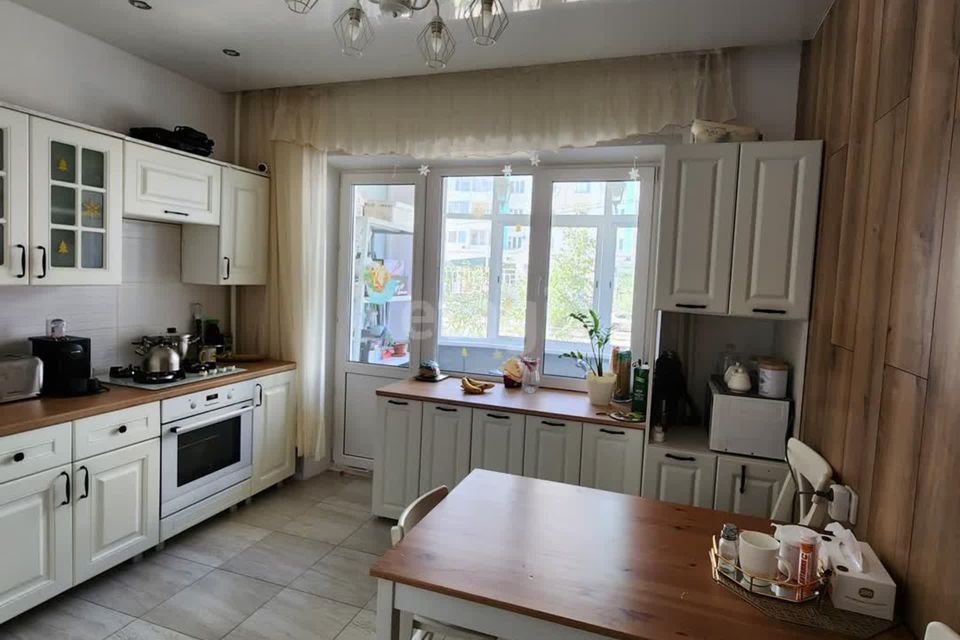 Продаётся 3-комнатная квартира, 85 м²