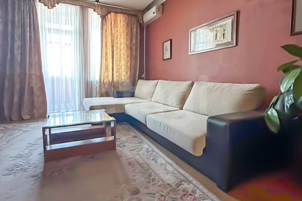 Продаётся 3-комнатная квартира, 79.6 м²