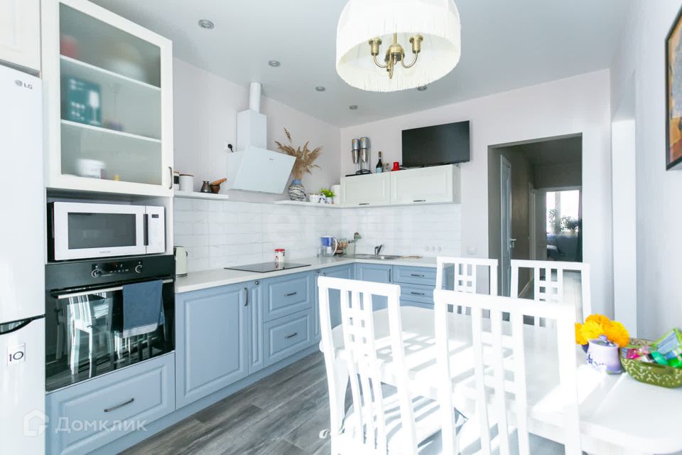 Продаётся 2-комнатная квартира, 68.5 м²