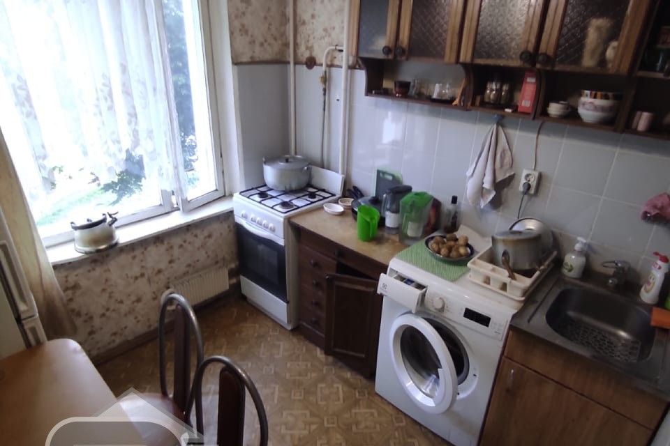 Продаётся 3-комнатная квартира, 52.2 м²