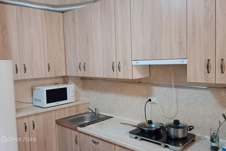 Сдаётся 1-комнатная квартира, 38 м²
