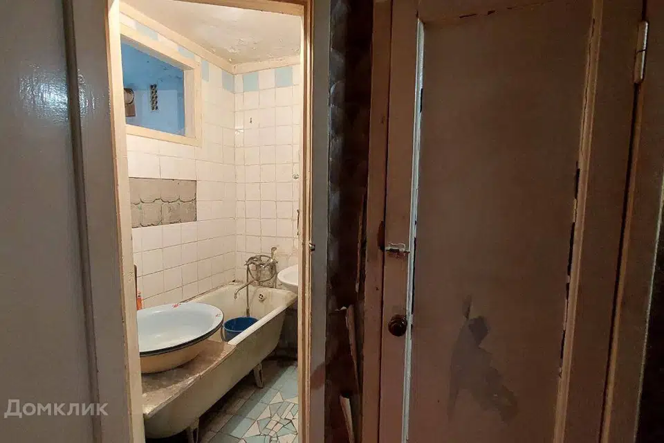 Продаётся 3-комнатная квартира, 56.1 м²