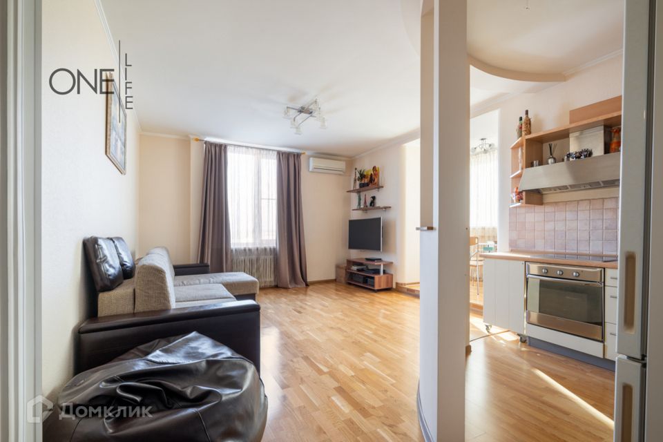 Продаётся 4-комнатная квартира, 84.1 м²