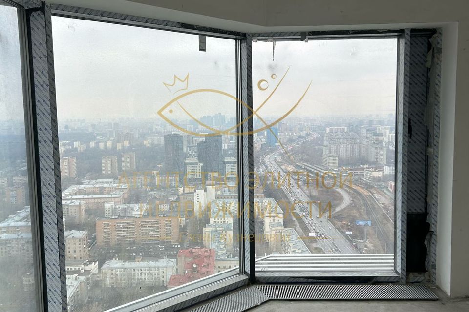 Продаётся 4-комнатная квартира, 91 м²