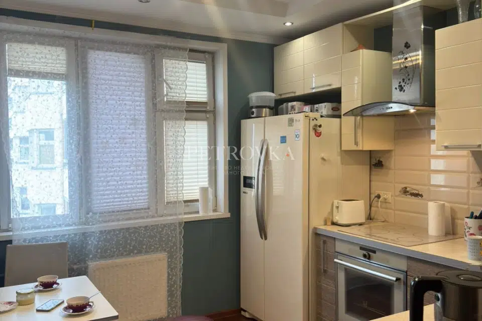 Продаётся 4-комнатная квартира, 116.2 м²