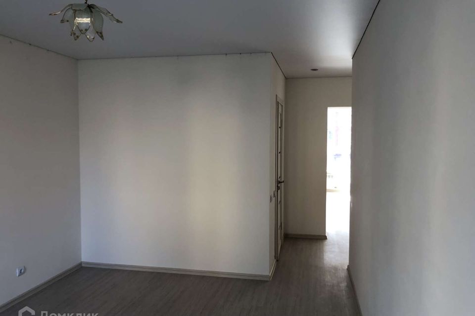 Продаётся 1-комнатная квартира, 32 м²
