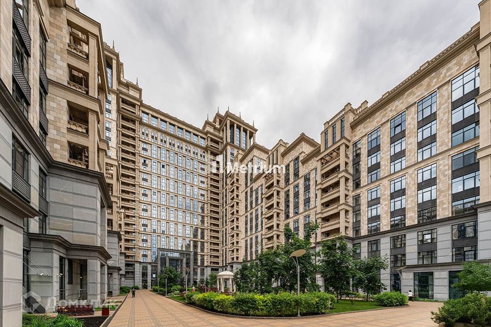Продаётся 5-комнатная квартира, 181 м²