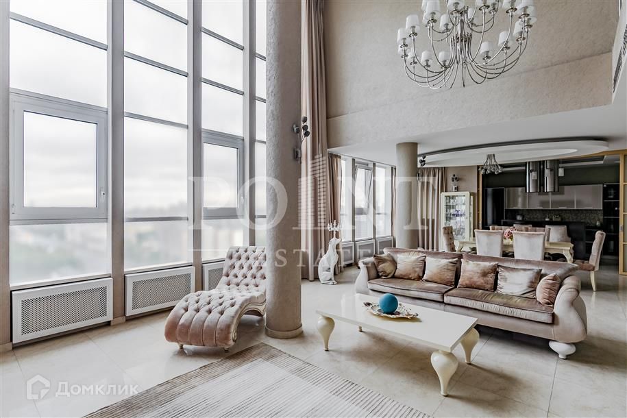 Продаётся 5-комнатная квартира, 205 м²